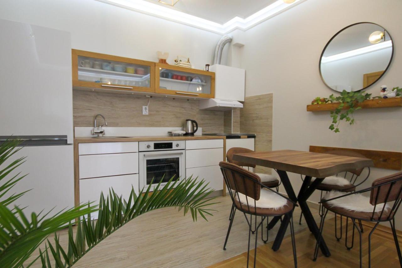Laki Apartamento Tivat Exterior foto