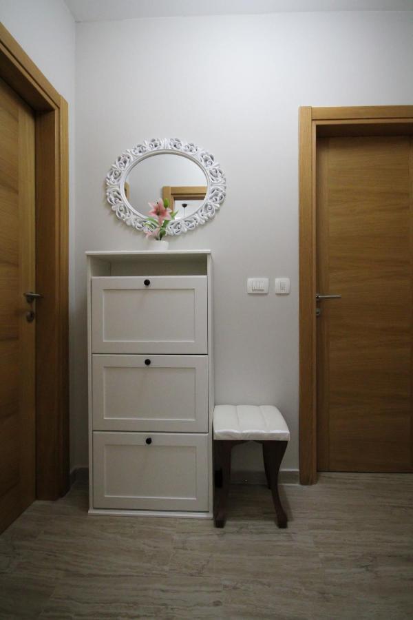 Laki Apartamento Tivat Exterior foto