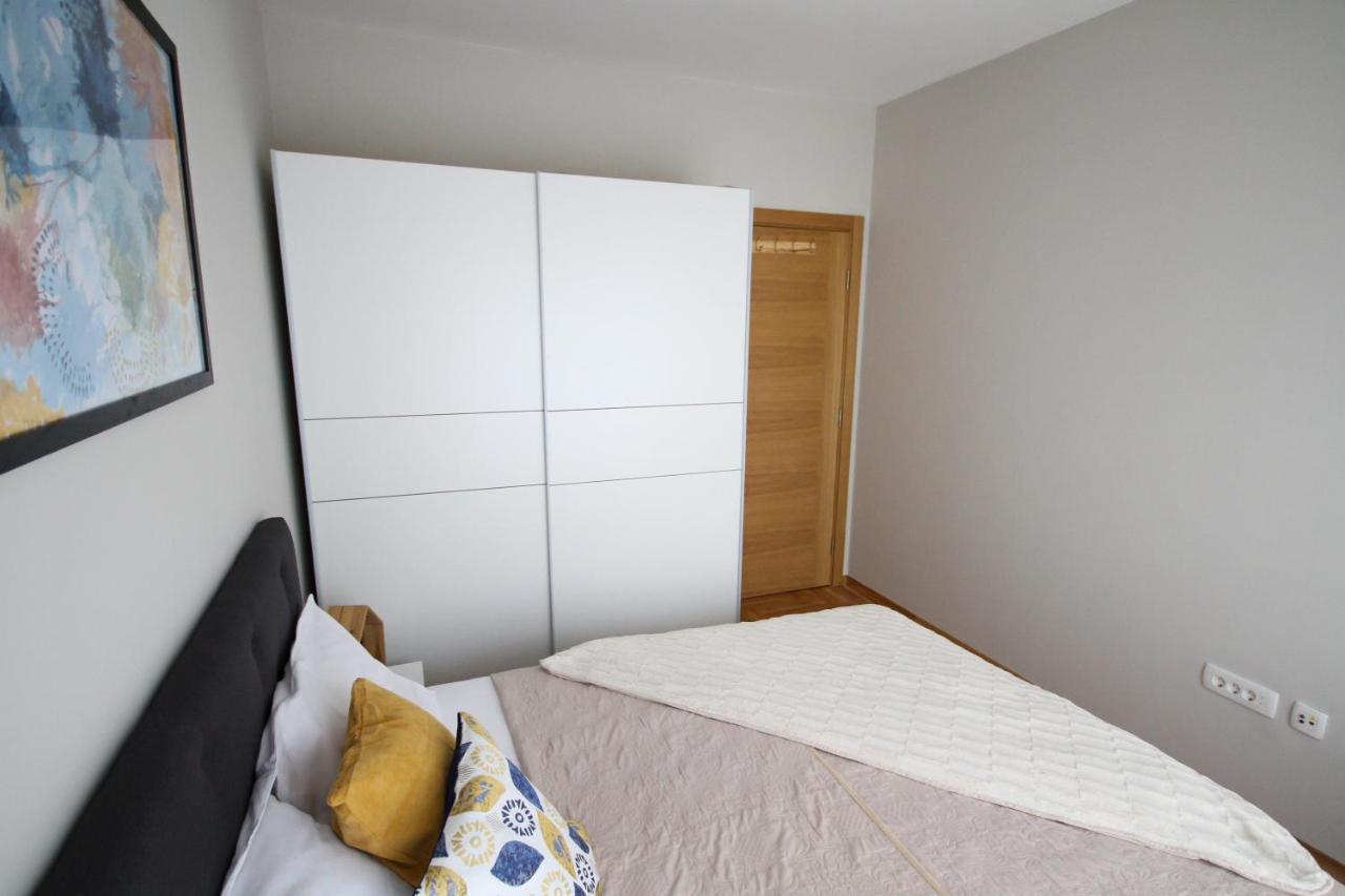 Laki Apartamento Tivat Exterior foto